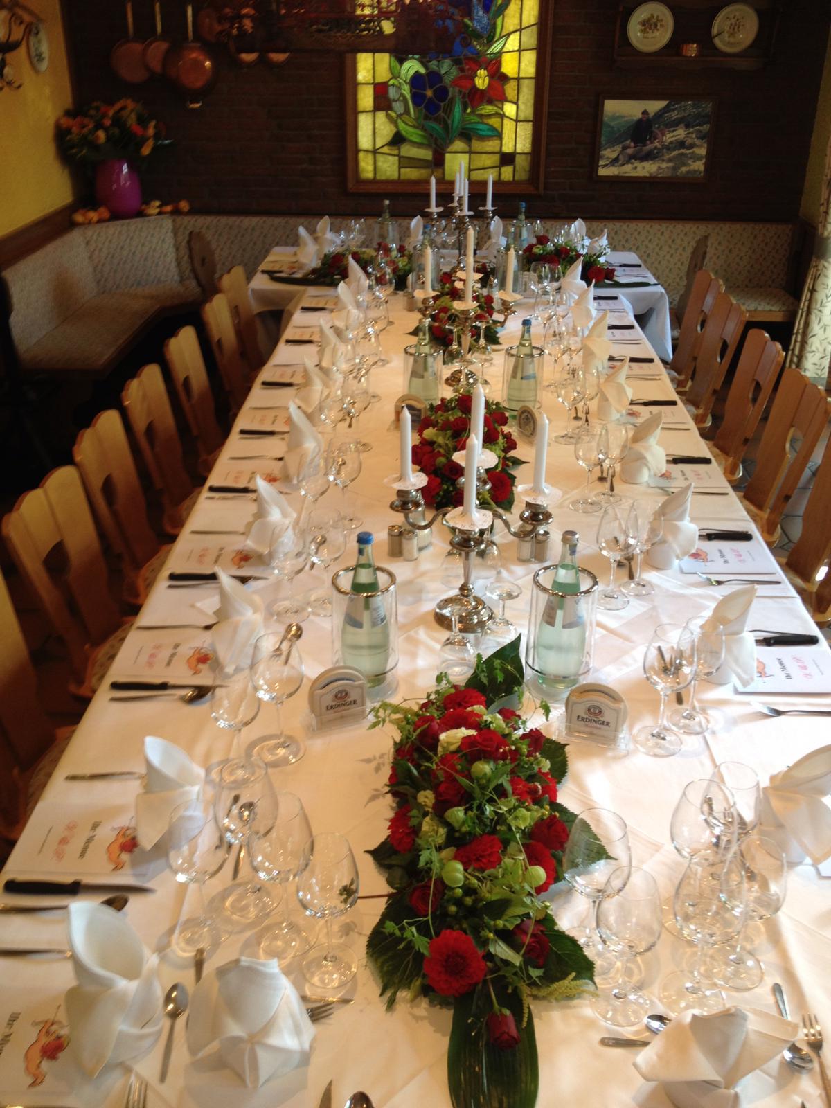 Festlich gedeckter Tisch